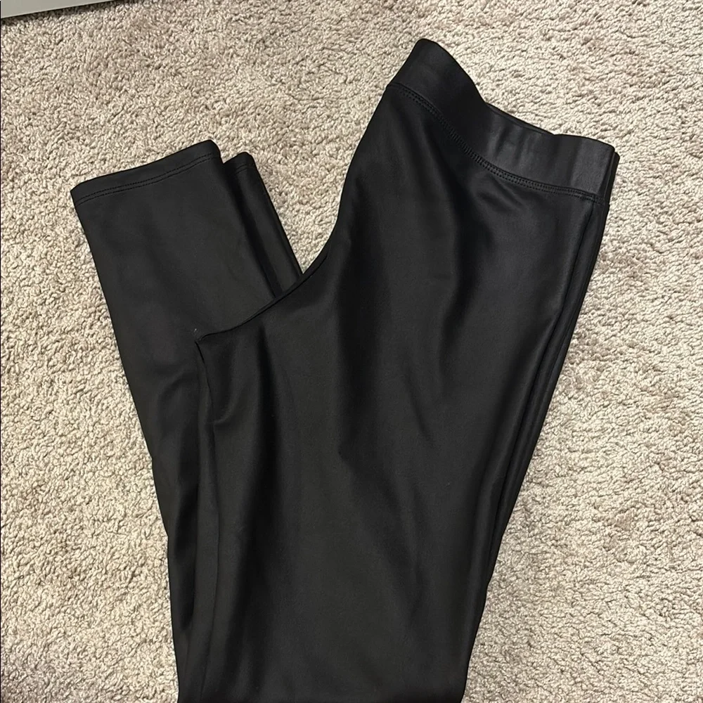 Express Black High-Waisted Leggings - Picture 4 of 4